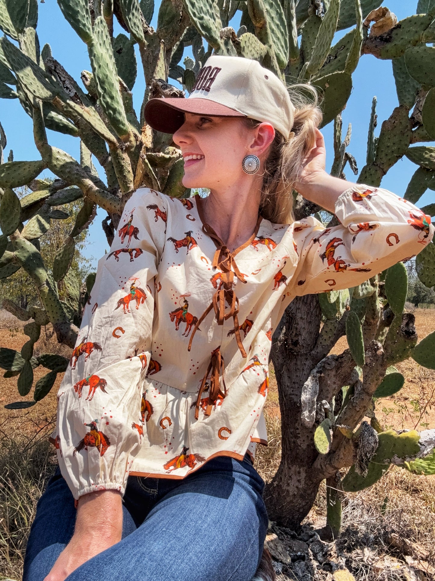 Oakland Bucking Bronc Blouse🤎🌟