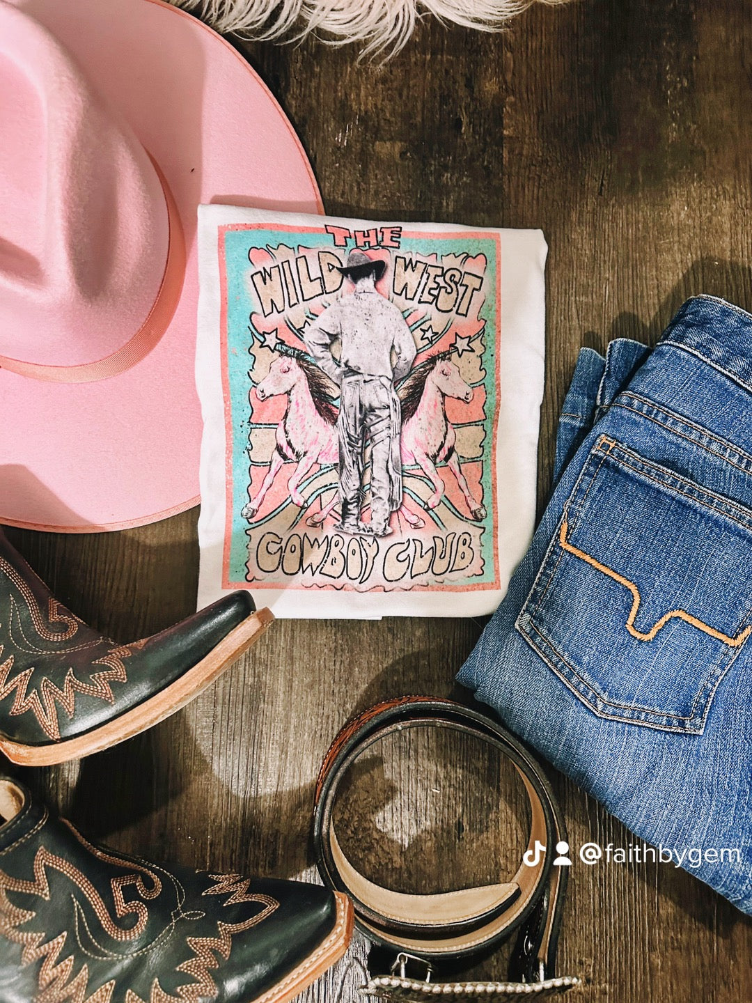 The Wild West Cowboy Club Graphic Tee♥️