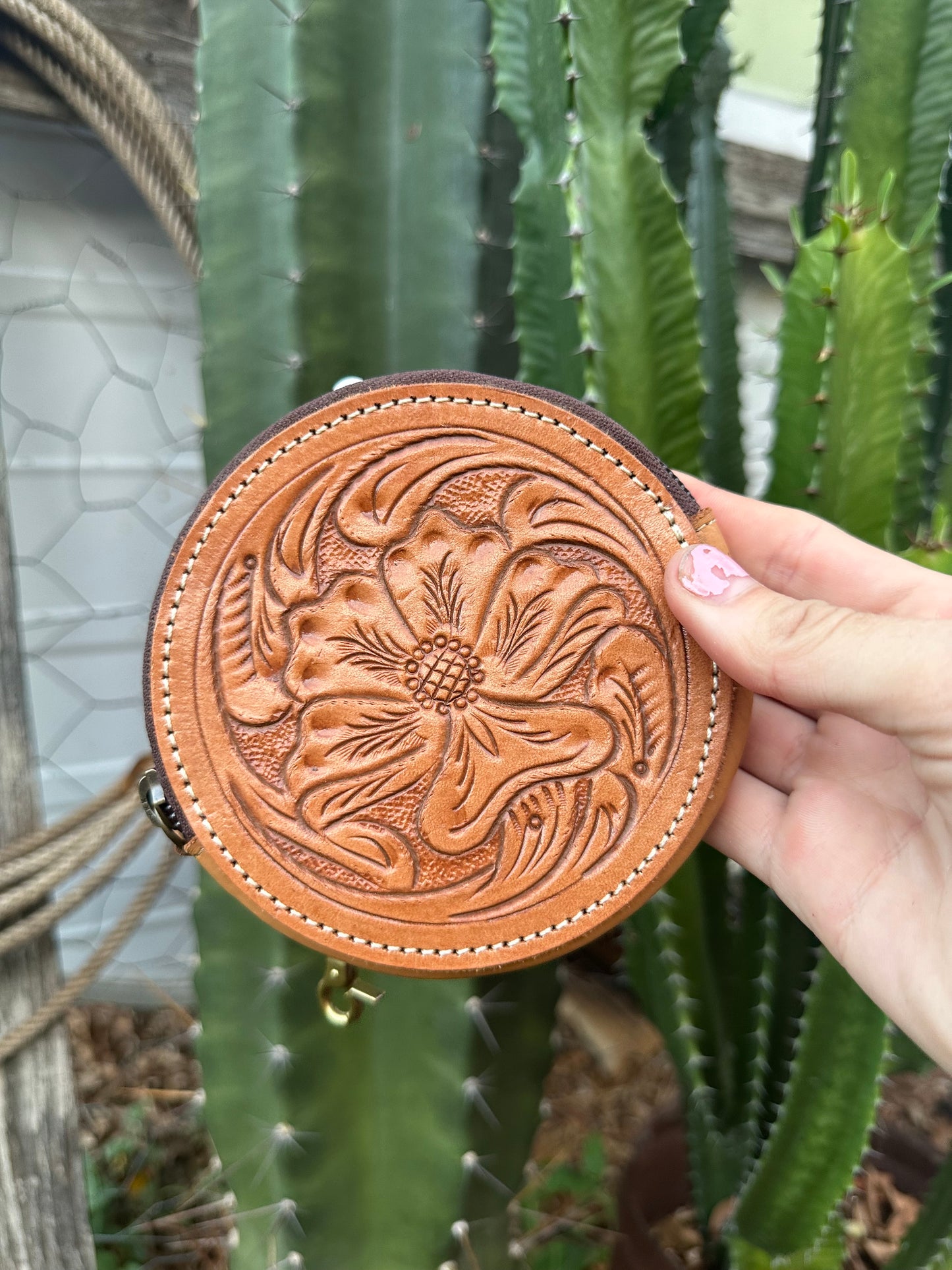 Round Tooled Leather Purse 🌵X Three Colours