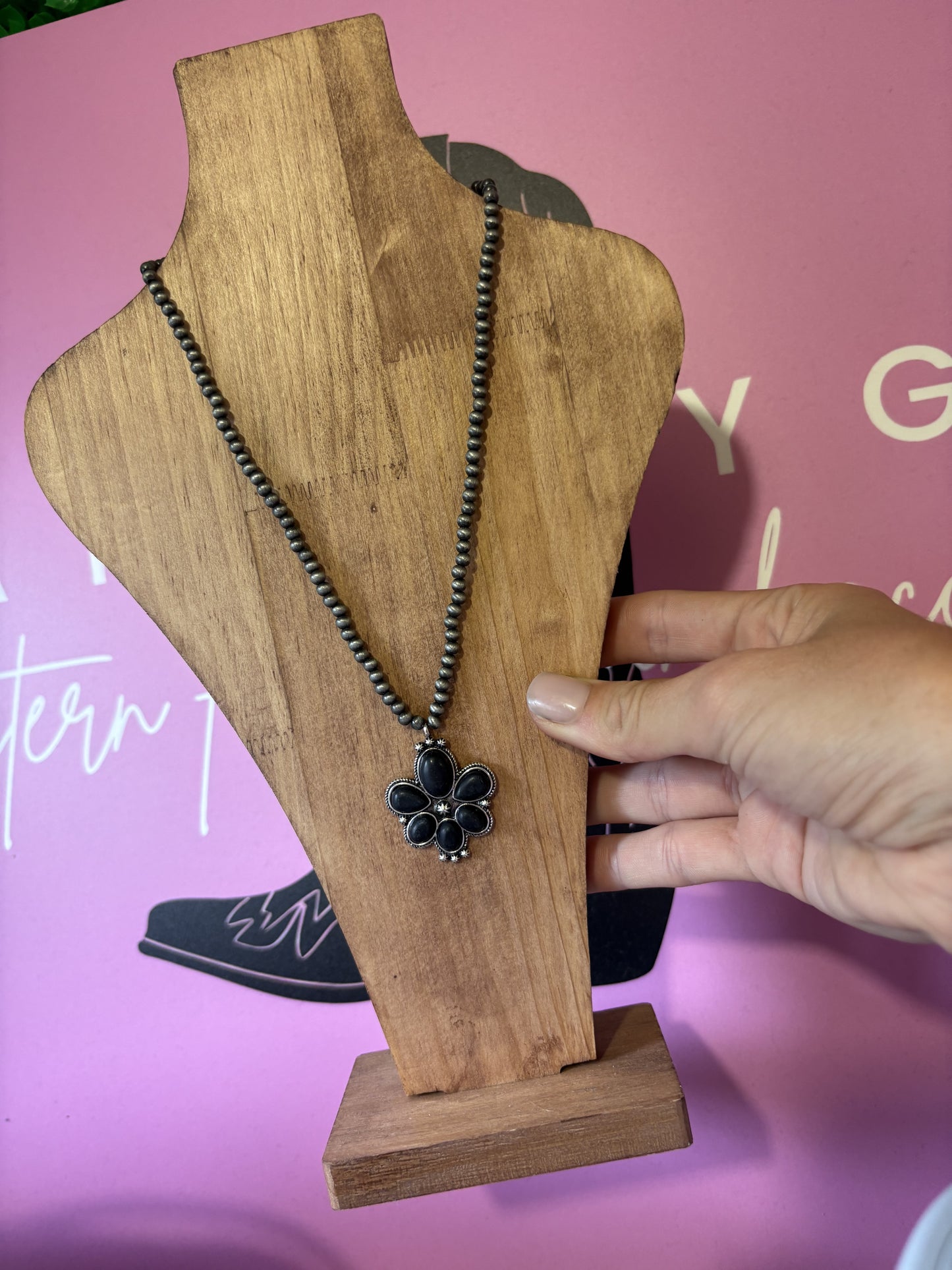 Bell Black Stone Chokerđź–¤