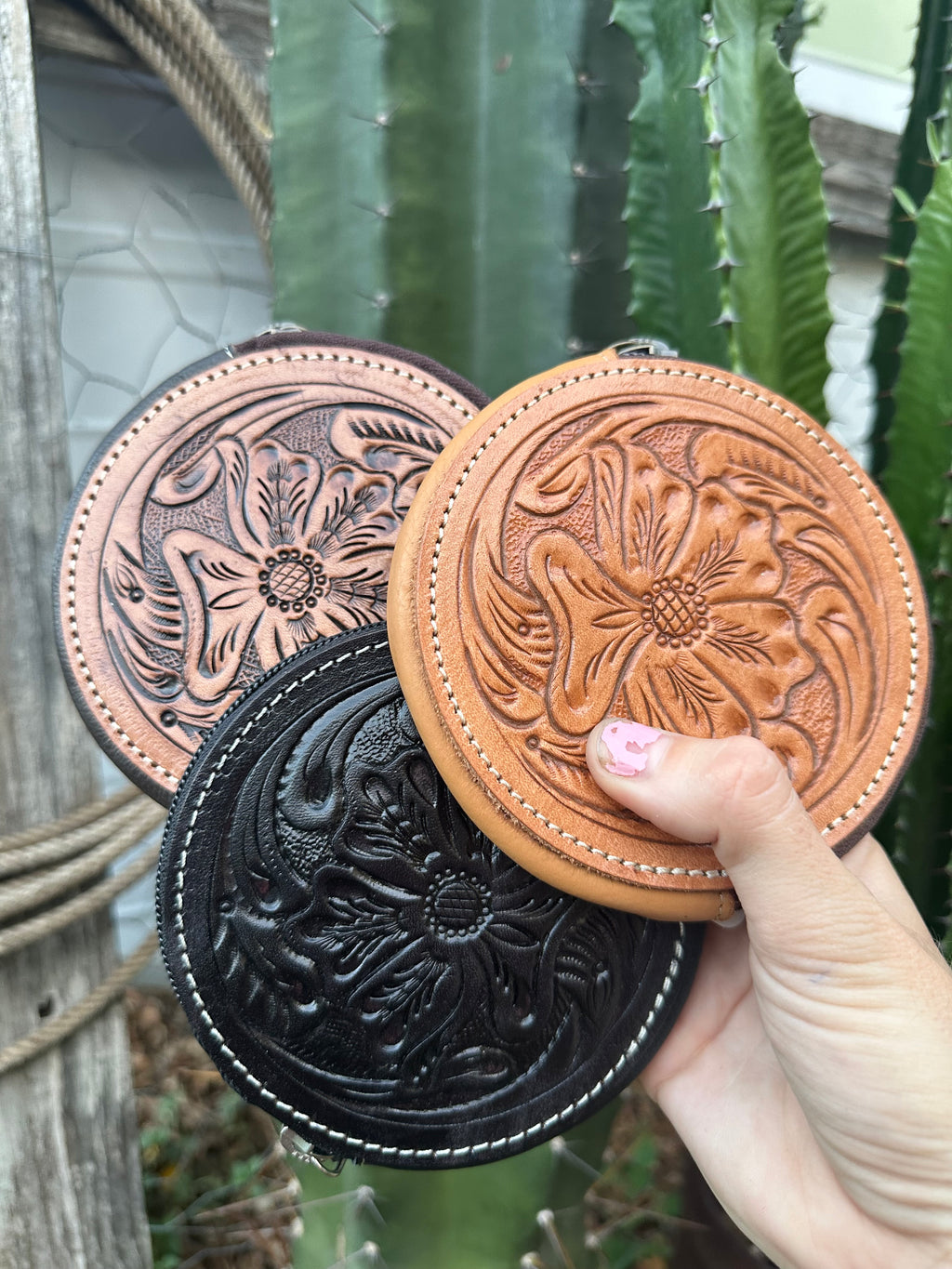 Round Tooled Leather Purses 🌵 x 3 colours