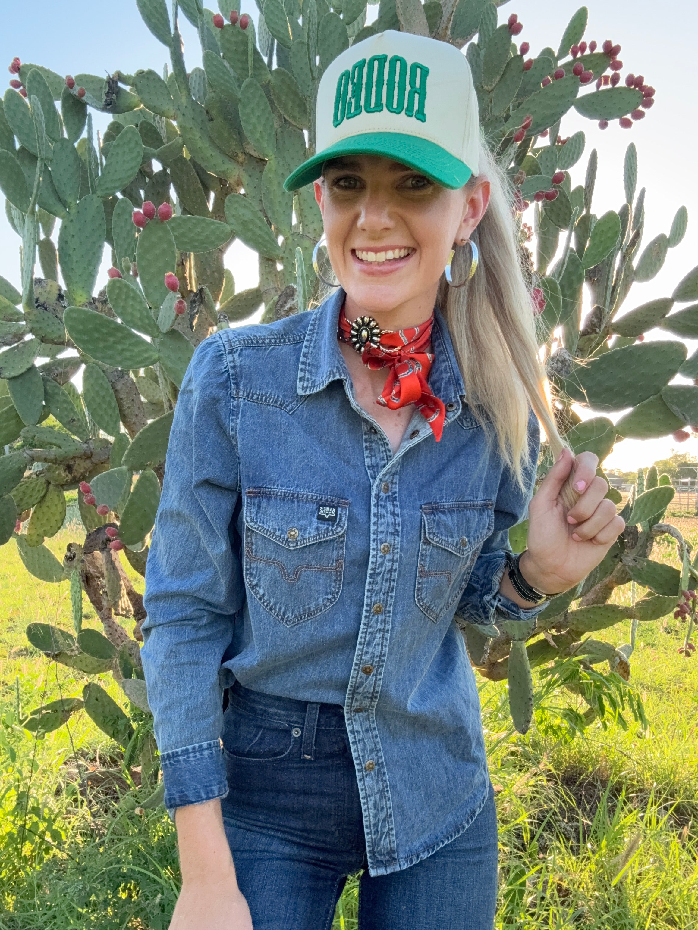 Western Oval Concho Scarf Charm