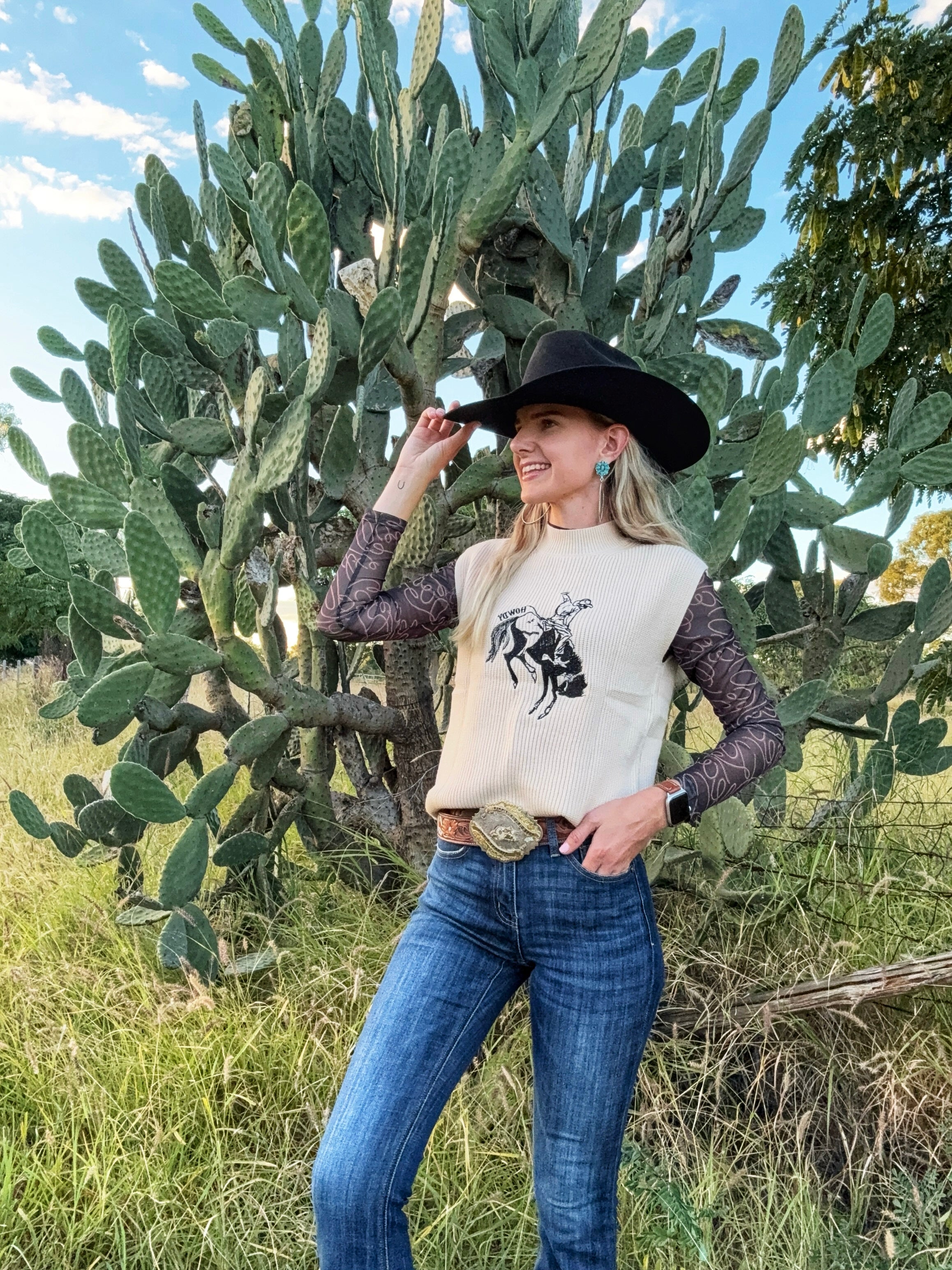 Howdy Bronc Oatmeal Knit🤎