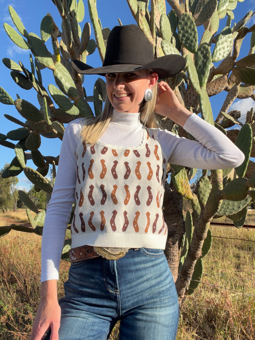 Lucky Horse Shoe Cami Knit
